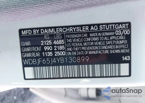 2000 Mercedes-Benz E 320 from USA, damaged, VIN WDBJF65J4YB130899